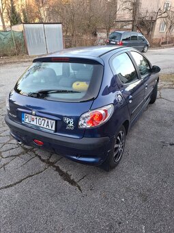 Peugot 206 1.1 - 4