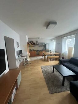2-izb. byt, Hollého ul., Staré Mesto, balkón, 2.p./5 - 4