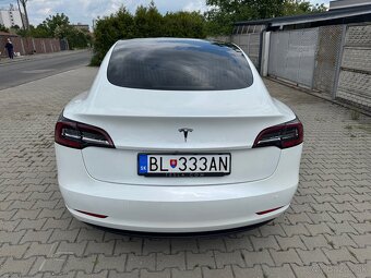 Tesla Model 3 Standart Range plus - 4