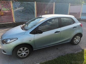 Mazda 2 - 4
