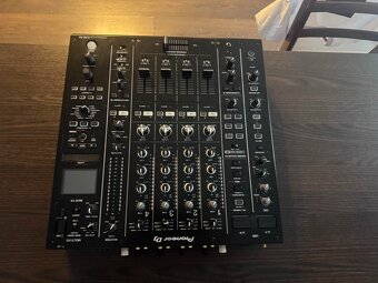 Pioneer DJM A9 - 4