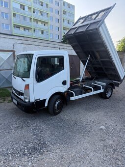 Nissan cabstar - 4