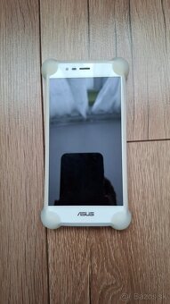 Asus ZenFone 3 Max 2/32 GB Android 7 - 4