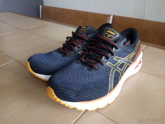 Panske bezecke tenisky ASICS GT 2000. - 4