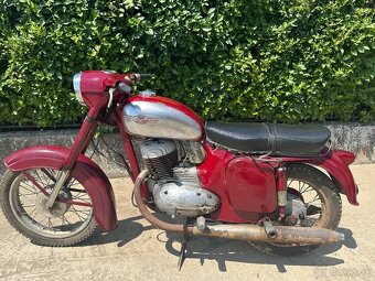 JAWA 250 / 559 - 4