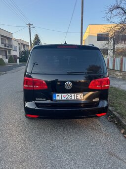 VW TOURAN 1.6 TDI 77 kW 2015 CR Diesel 7 miestne - 4