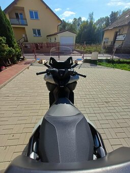 Predám maxi skúter HONDA FORZA 125 - 4