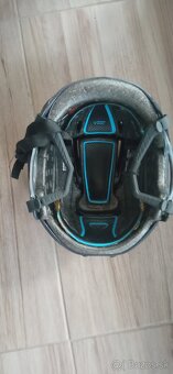 Hokejová prilba - 4