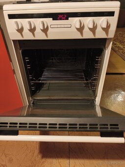 Plynovy sporák Amica s elektrickou rúrou - 4