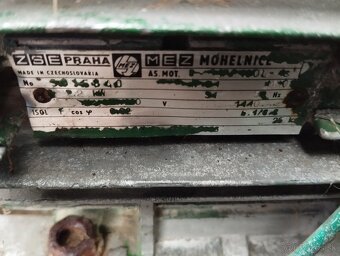 Elektromotor s prevodovkou - 4