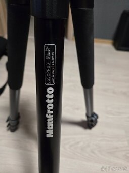 Manfrotto 055XPROB+Manfrotto 410 junior - 4
