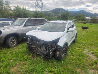 kia sportage - 4