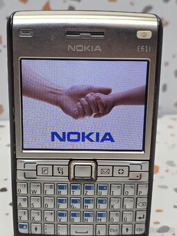 NOKIA E61i 》Type RM-227 》 Model E61i-1 - 4