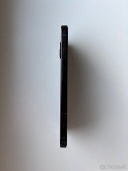 iPhone 15 - 4