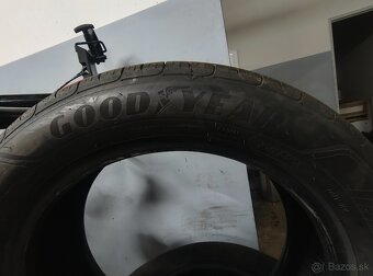 195/60R18 - 4