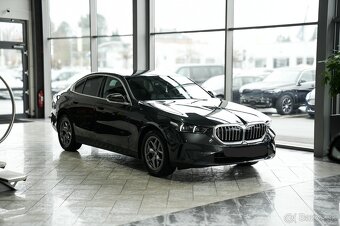 NOVÉ- BMW 520 D - najnovší model - 4