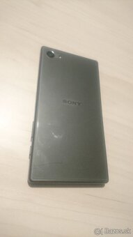 Sony Xperia z5 compact - 4