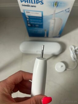Philips Sonicare 5100 HX 6859/29 - 4