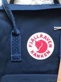 Batoh Fjällräven Kanken tmavomodrý s ozdobnými popruhmí - 4
