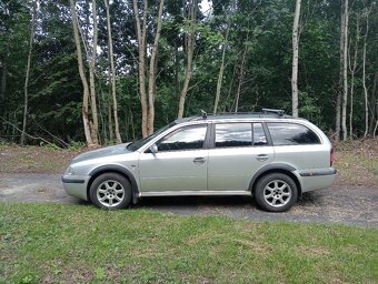 Octavia combi 1,9tdi 74kw 4x4 - 4