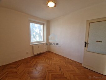 PRENAJATÝ • Prenájom 4-izbový byt • Senica centrum - 4