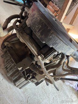Motor Octavia 1 1.6i 55kw AEE - 4