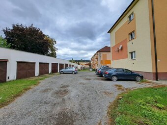 GARÁŽ- JILEMNICKÉHO - 4