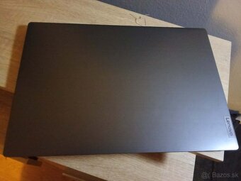 Notebook Lenovo V15 G1 IML 2022 - 4