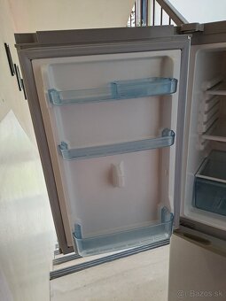 CHLADNIČKA S MRAZNIČKOU - 4