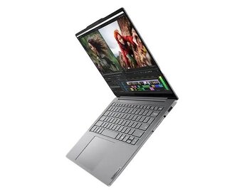 Lenovo Yoga Pro 7 14AHP9-Ryzen 7 8845HS -16GB-1TB-3072x1920 - 4