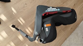 Autosedačka Britax Römer Safefix Plus 2019 - 4