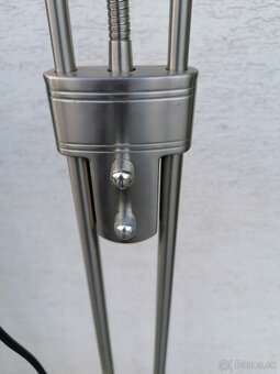 Darujem 2 stojanové lampy s 2 stmievateľnými hlasmi svetlami - 4