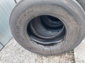 Nákladné pneumatiky 385/65 r 22,5 - 4