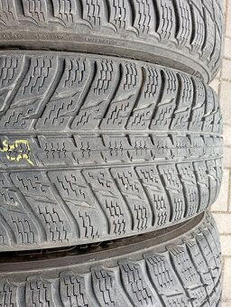 4ks zimné 215/65R16 Nokian - 4