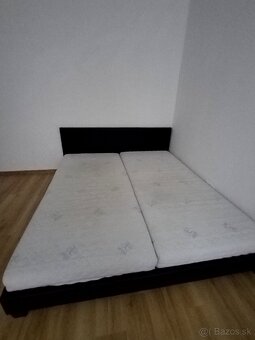 Manželská posteľ 180x200cm s matracmi - 4