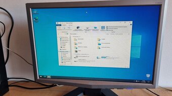 Počítač AMD Athlon 4450e, 2GB RAM, HDD 300 GB - 4