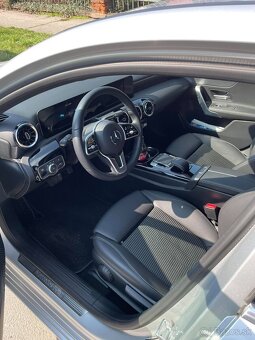 Predám Mercedes Benz A180 hatchback, kamera, asistenti,… - 4