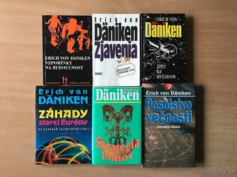 Agatha Christie, Černák, Daniken, Oscho, Cook, Grisham - 4