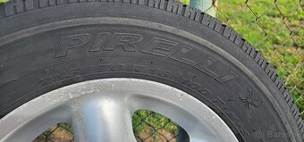 Land Rover - 4