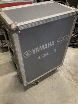 YAMAHA Digitálny mix pult Yamaha QL1 - 4