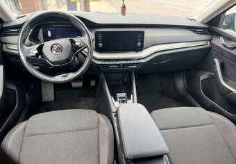 Škoda Octavia Combi 2.0 TDI SCR Ambition DSG - 4