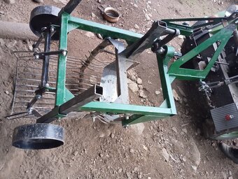 Vyoravač zemiakov - 4