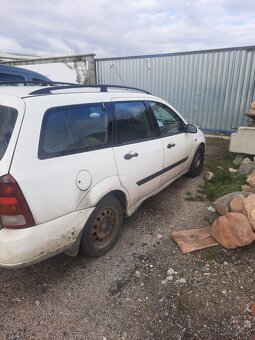 Rozpredám Ford focus 1.8 diesel - 4