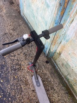 Elektro kolobezka Xiaomi M365 - 4