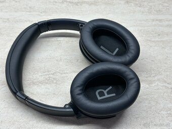 Bose QuietComfort Headphones - 4