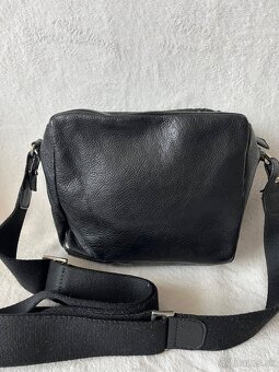 Crossbody kozena kabelka Stefano Dendi Studio. Farba cierna. - 4