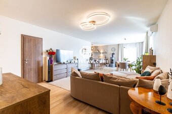MODERNÝ 4-IZBOVÝ BUNGALOV VO VAJKOVCIACH - 4