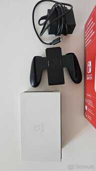 Nintendo Switch OLED + 2 hry (Mario Kart 8 Deluxe + FIFA 23) - 4