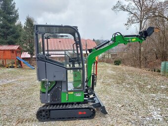 Predám minibáger s kabínou NX11JK RS mimoosé kopanie. - 4