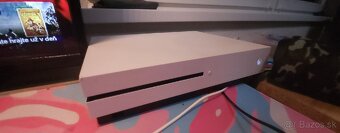 Predám xbox one s z účtom - 4